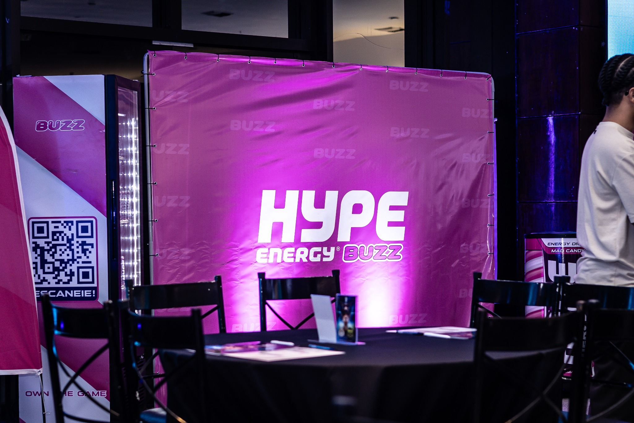 Backdrop HYPE no espaço do Congresso Técnico