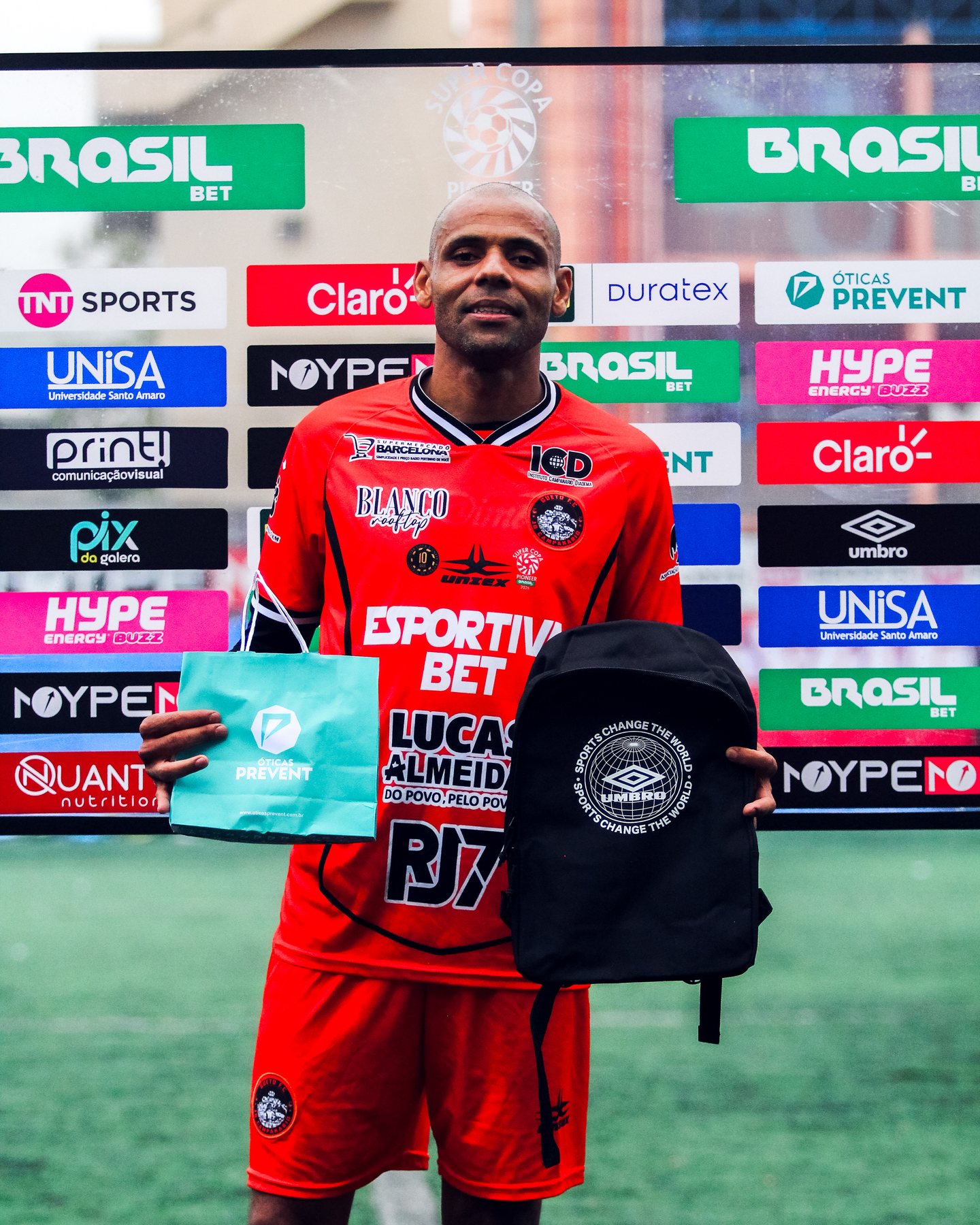 Registro fotográfico real da Super Copa Pioneer 2026 com a marca HYPE visível — Super Copa Pioneer 2026.