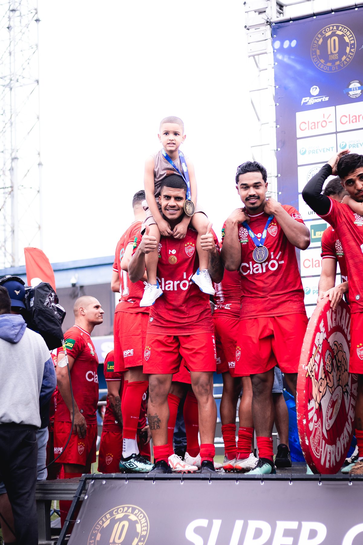 Registro fotográfico real da Super Copa Pioneer 2026 com a marca HYPE visível — Super Copa Pioneer 2026.